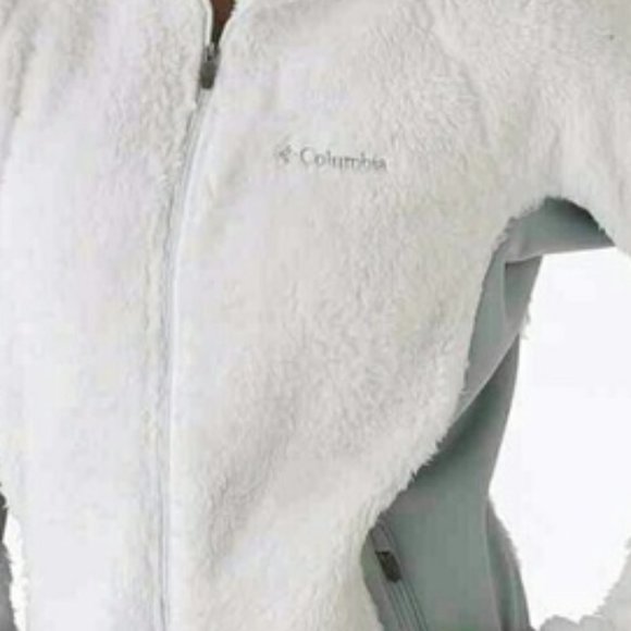 Columbia White Fuzzy Jacket.  M - Picture 3 of 5